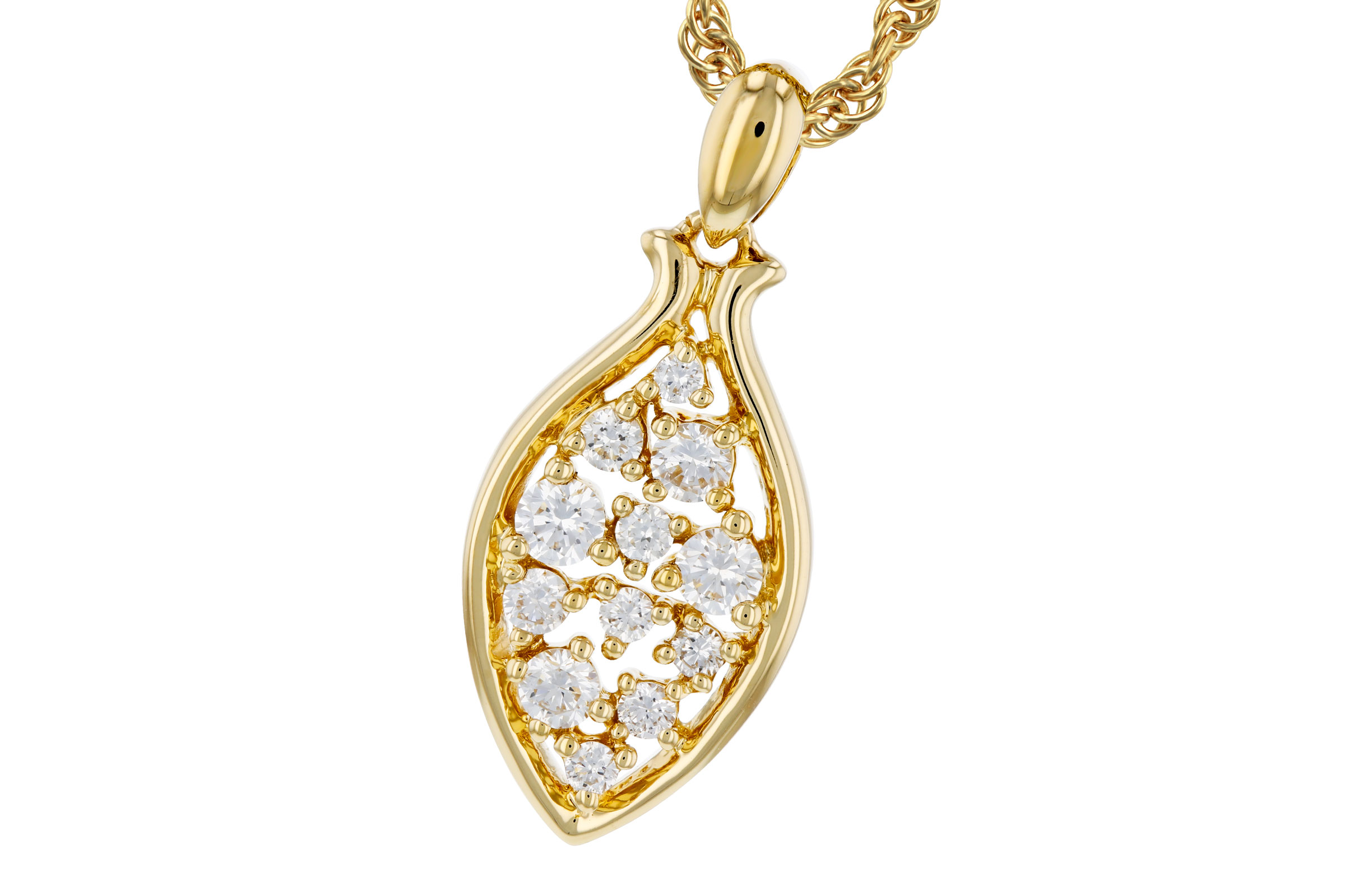 A293-74945: NECKLACE .26 TW