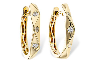 C292-89508: EARRINGS .15 TW