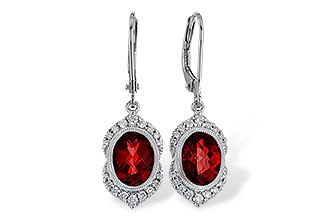 E292-82208: EARRING 3.06 GARNET 3.25 TGW